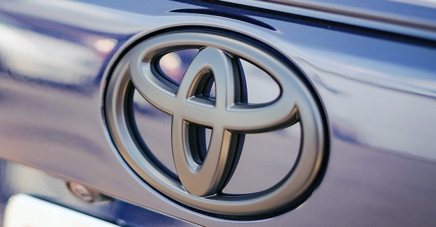 toyota-logo-2f26.jpg